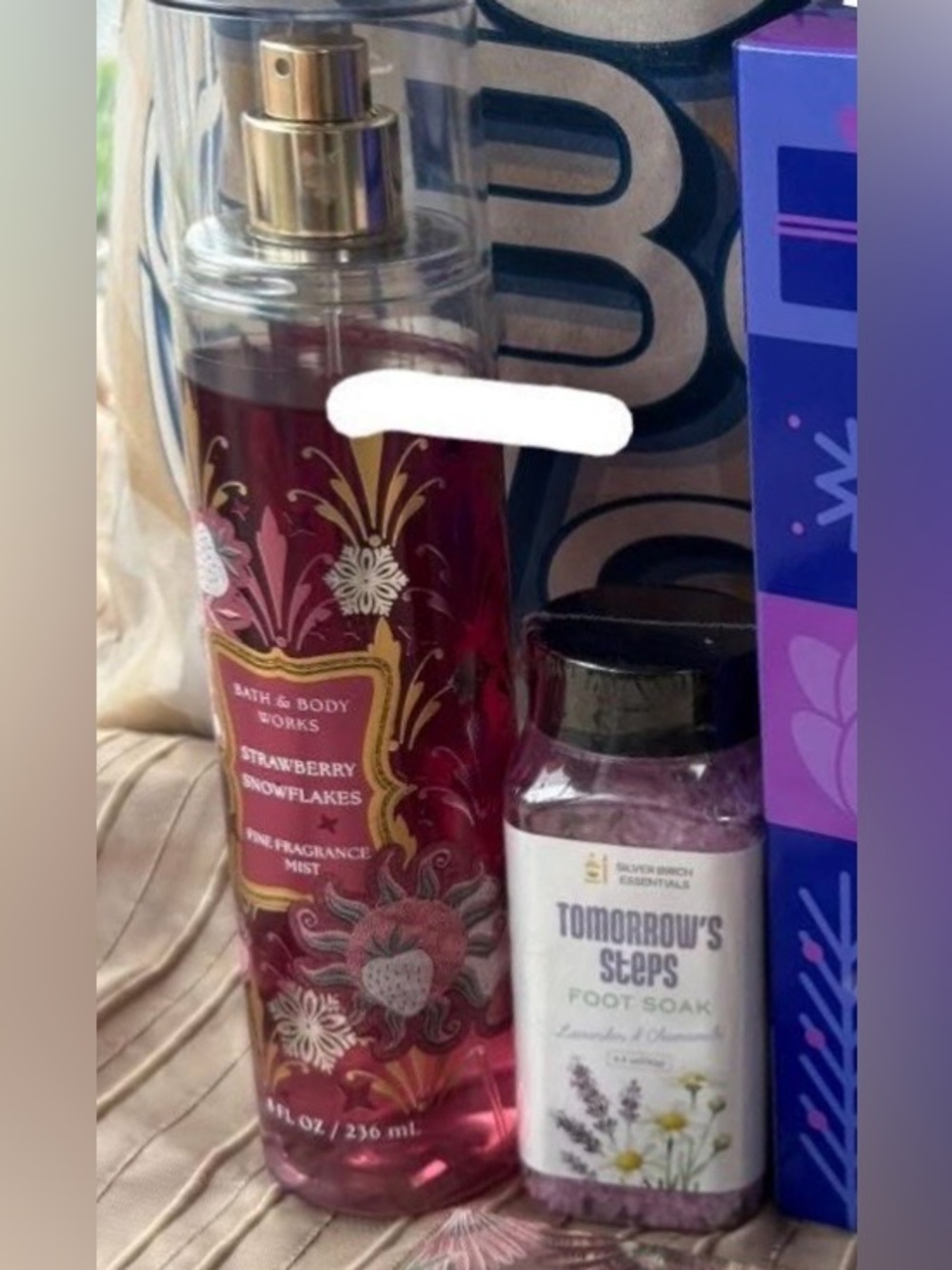 BBW Strawberry Snowflakes/foot soak